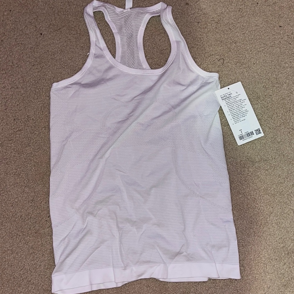 NWT white lulu swiftly tech tank